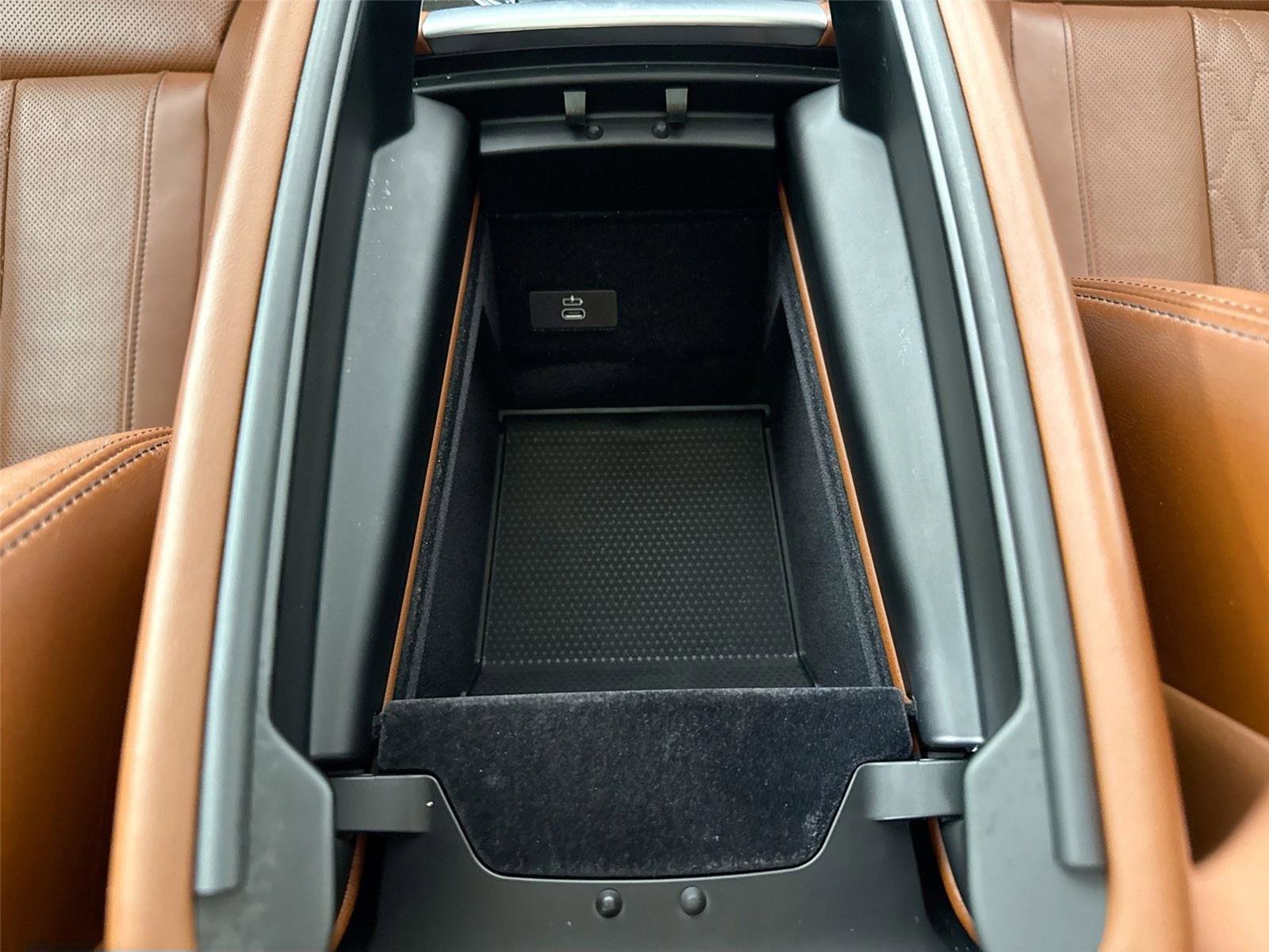 Used 2023 BMW X7 xDrive40i w/ Premium Package image 37