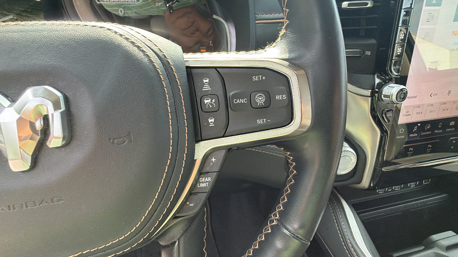 Used 2025 RAM 1500 Tungsten AWD/4WD image 29