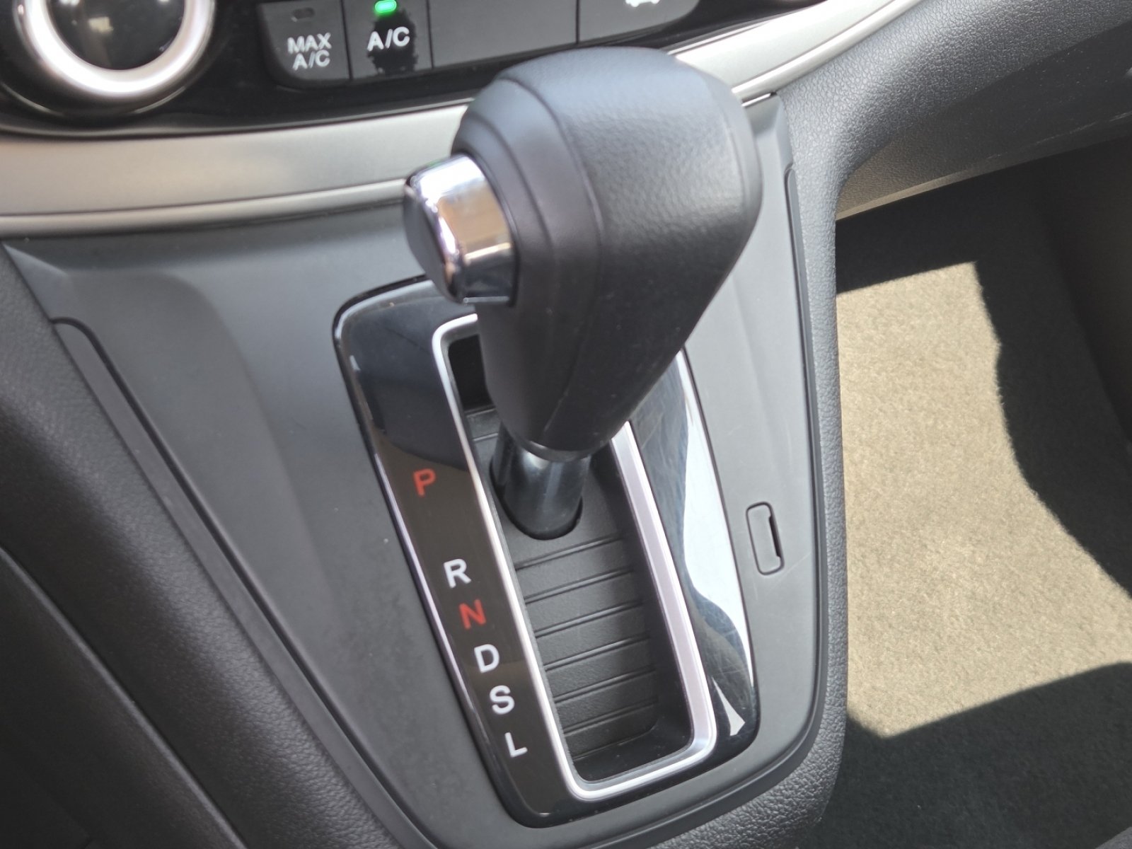 Used 2016 Honda CR-V EX image 32