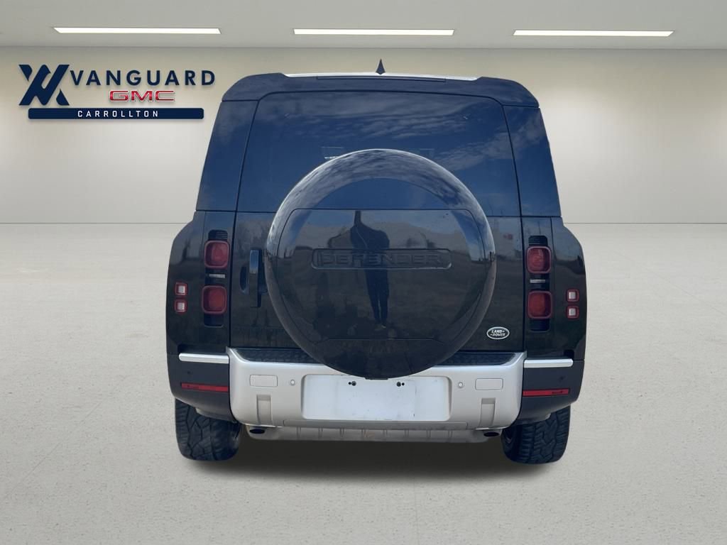 Used 2023 Land Rover Defender 130 S image 4