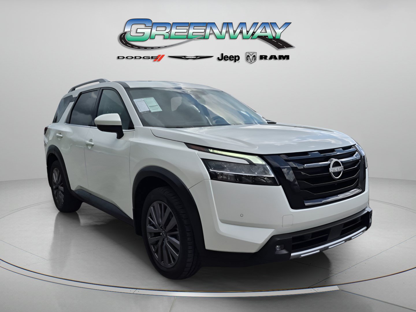 Used 2022 Nissan Pathfinder SL w/ SL Premium Package FWD image 1