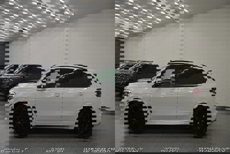 Used 2023 BMW X5 sDrive40i w/ M Sport Package image 4