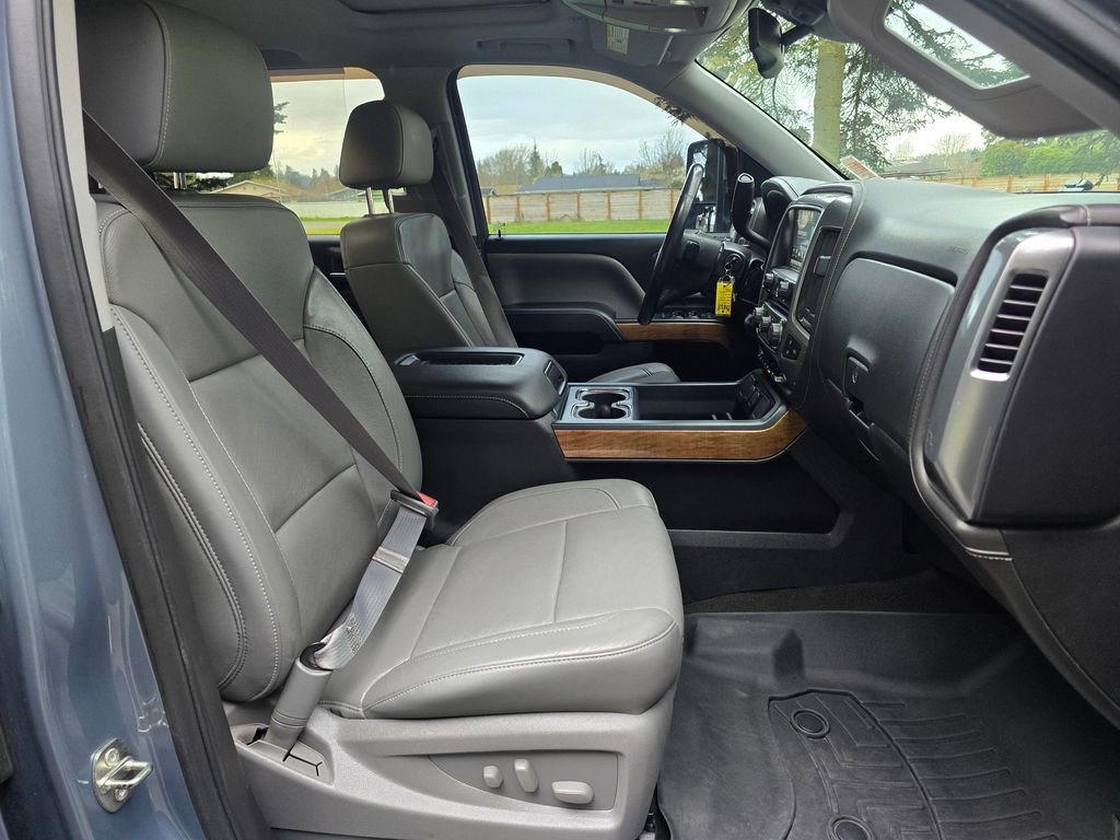 Used 2016 Chevrolet Silverado 1500 LTZ w/ LTZ Plus Package image 20