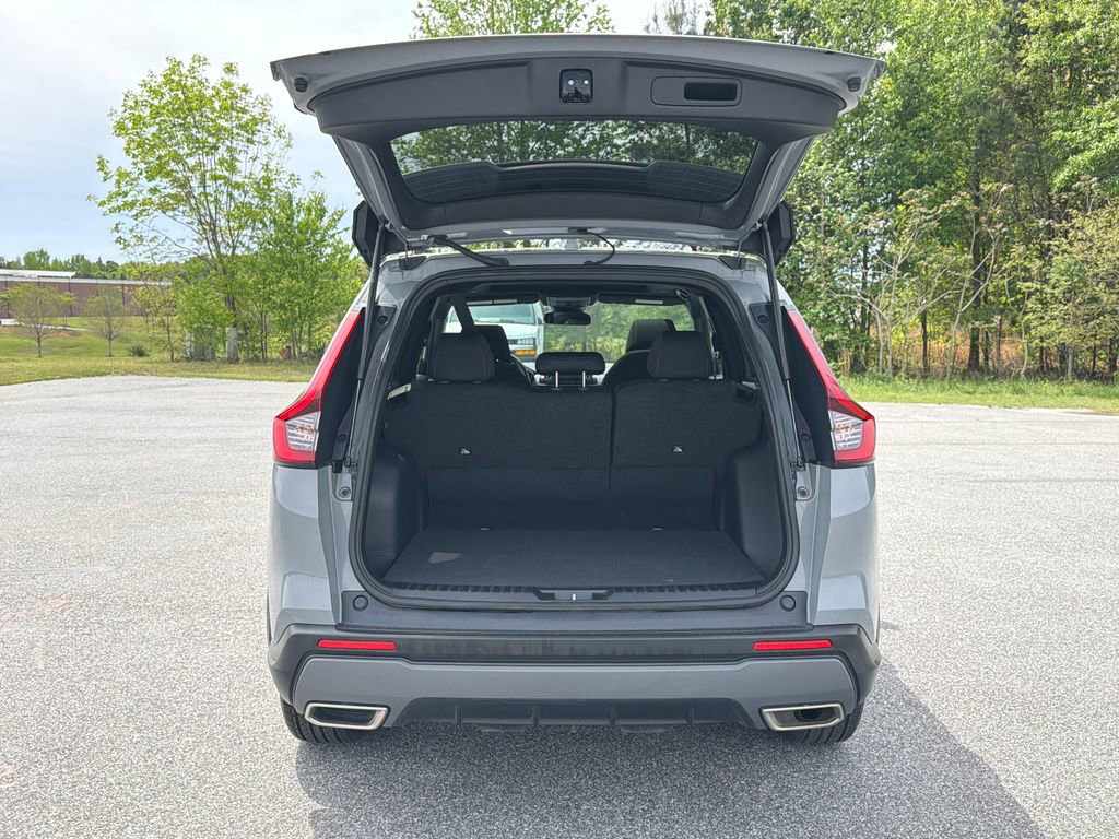 Used 2025 Honda CR-V Sport image 8