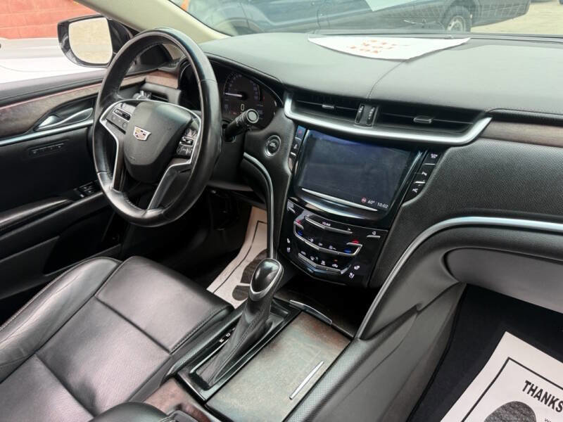 Used 2019 Cadillac XTS Luxury image 9