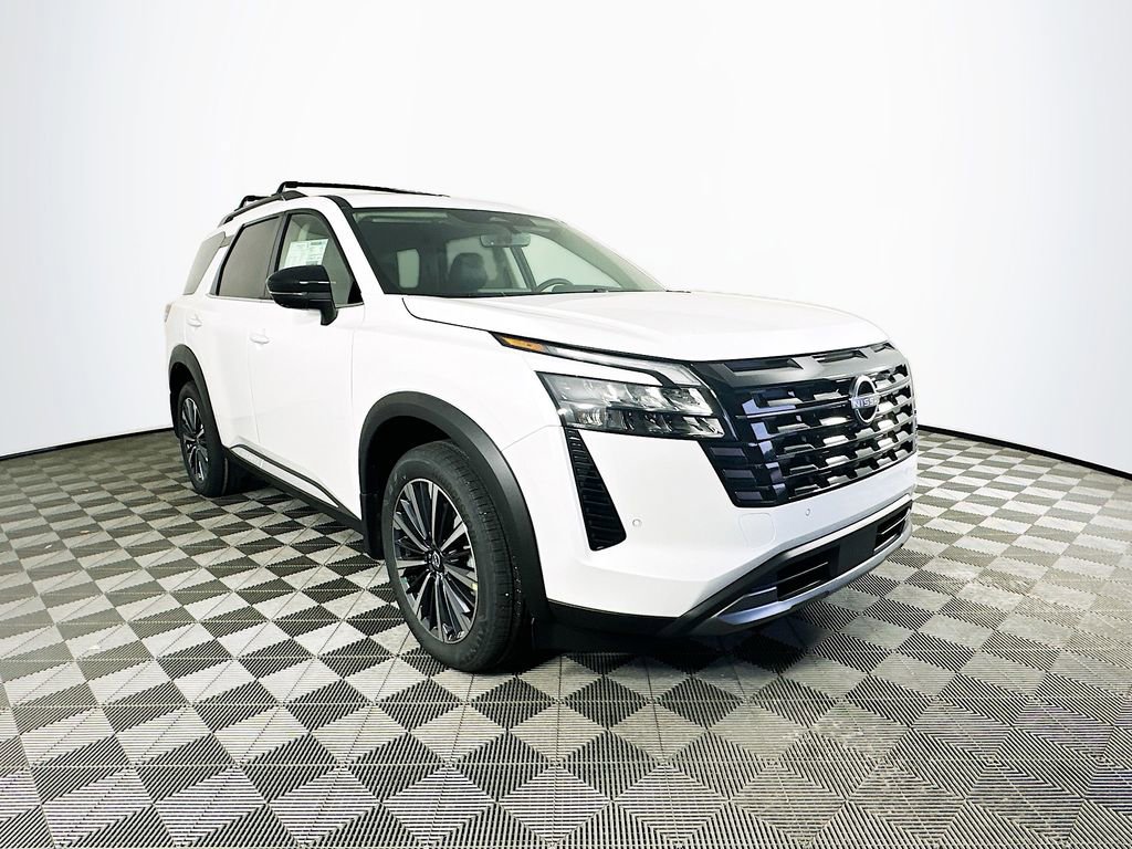 New 2026 Nissan Pathfinder Platinum image 2