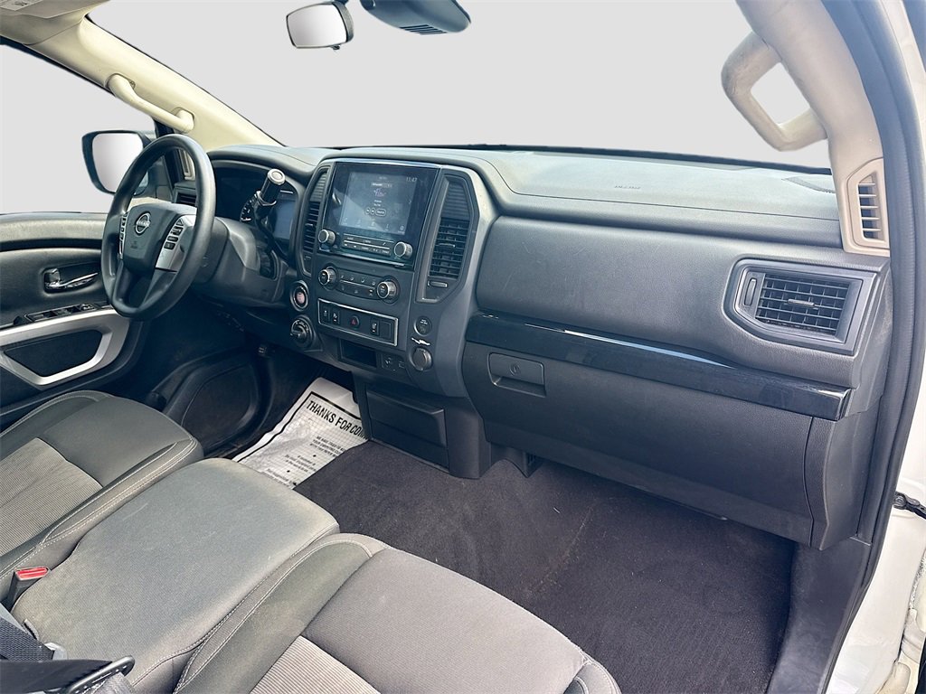 Used 2024 Nissan Titan SV w/ Accessory Utility Package image 28