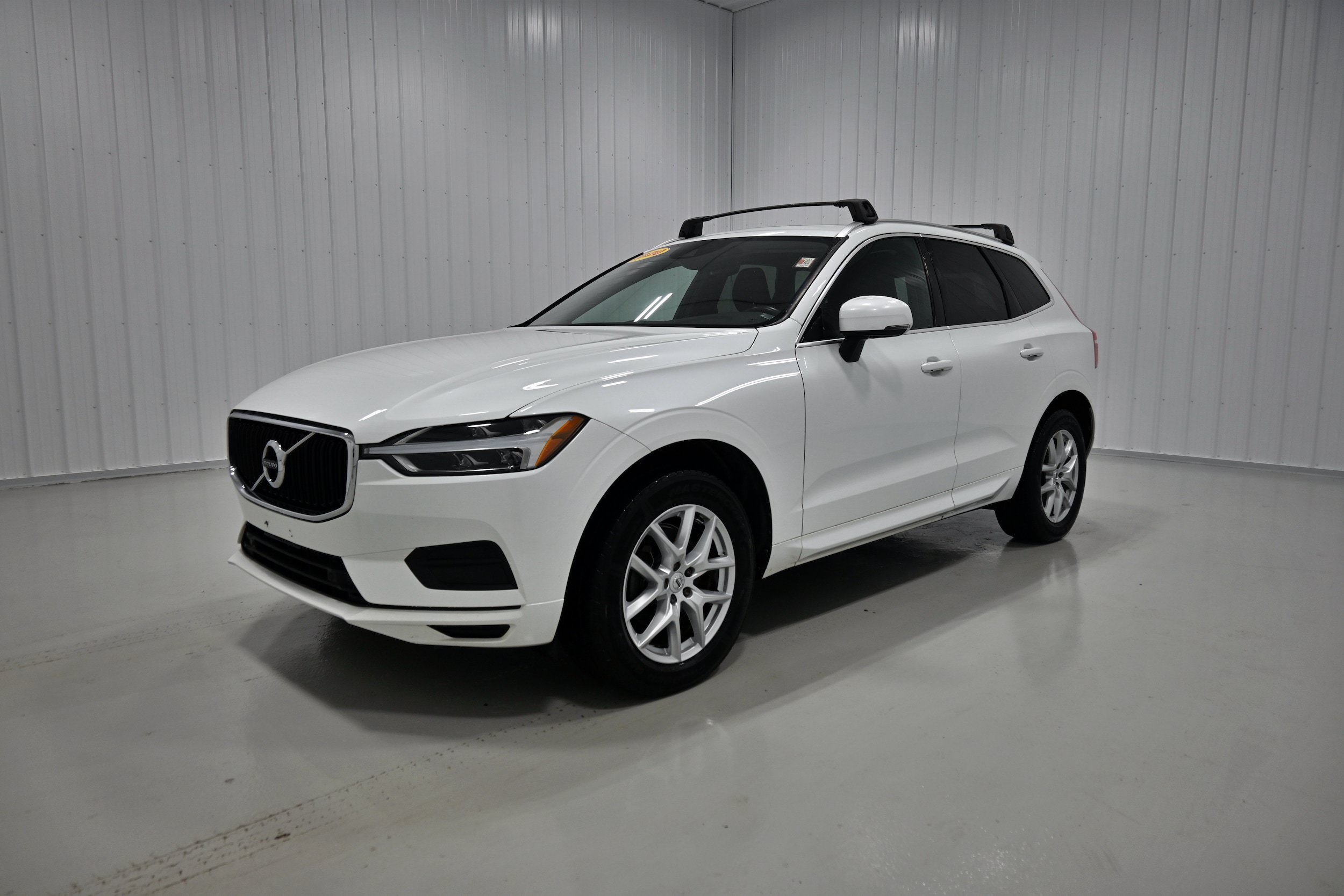 Used 2020 Volvo XC60 T5 Momentum w/ Protection Package Premier AWD/4WD image 25