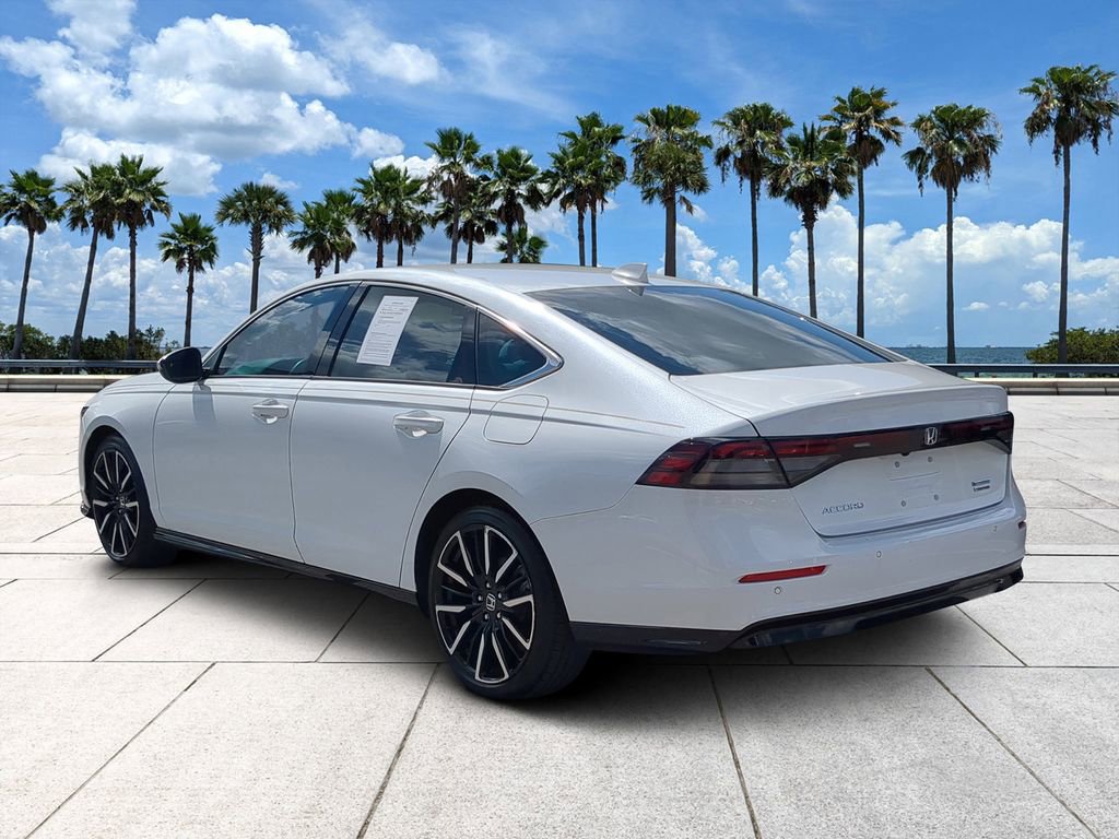 Used 2023 Honda Accord Touring image 5