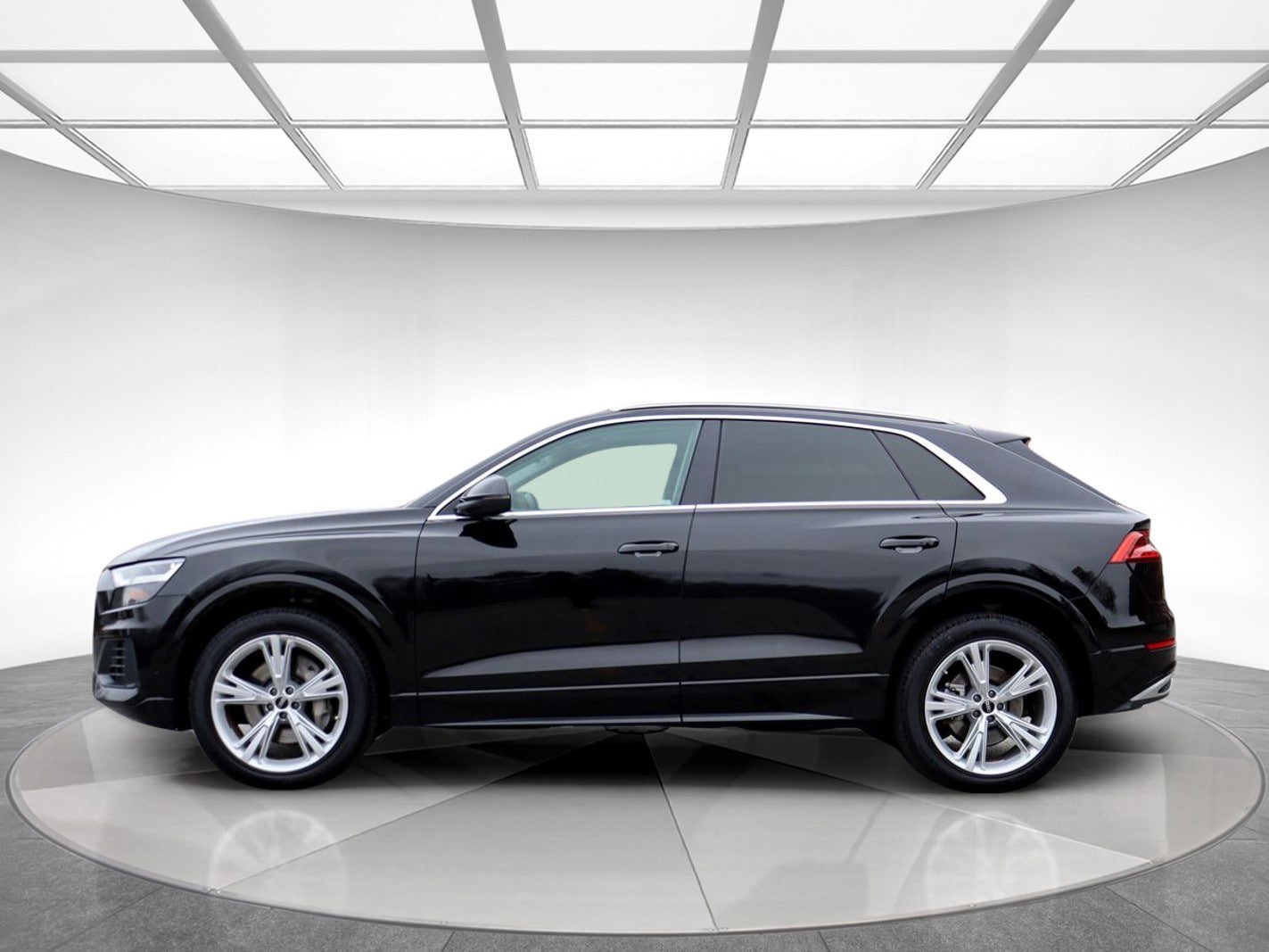 Used 2022 Audi Q8 Premium Plus w/ Premium Plus Package AWD/4WD image 5