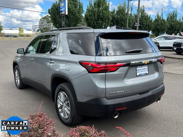 Used 2023 Chevrolet Traverse LT w/ LPO, Cargo Package AWD/4WD image 5