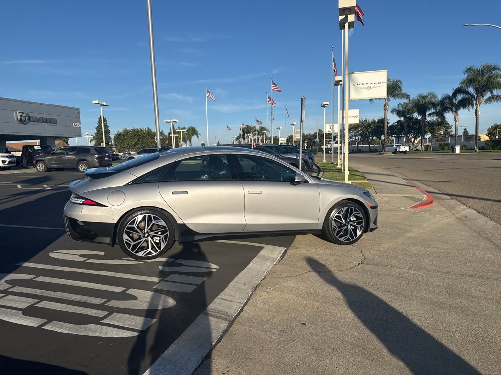 Used 2023 Hyundai Ioniq 6 Limited image 4