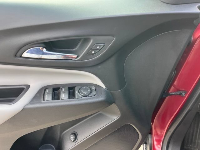 Used 2018 Chevrolet Equinox LT FWD image 15