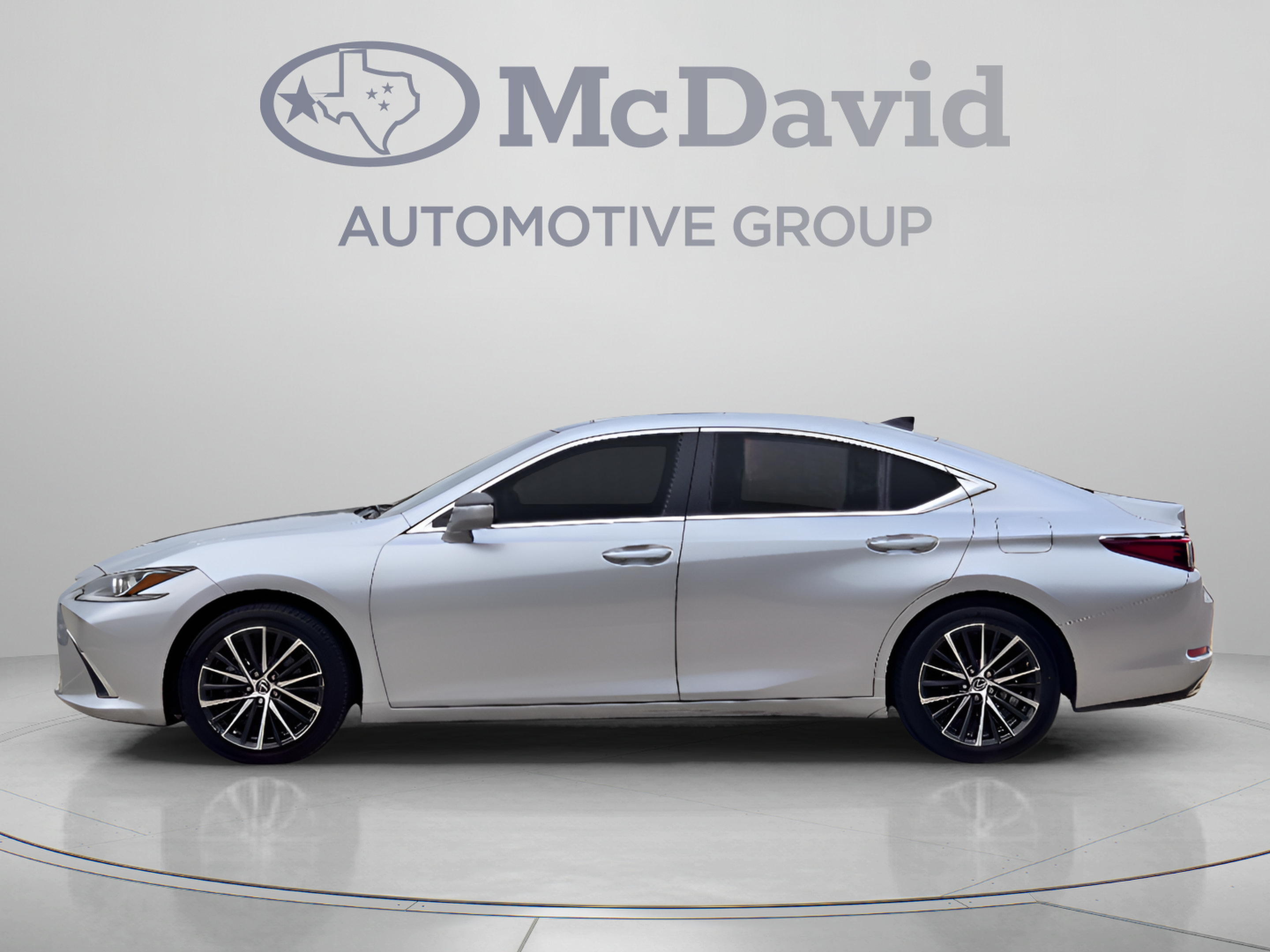 Used 2022 Lexus ES 350 w/ Premium Package FWD image 2