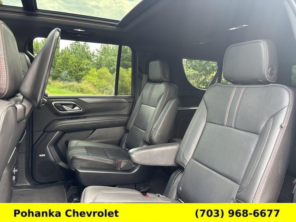 Used 2021 Chevrolet Suburban RST w/ Luxury Package AWD/4WD image 24