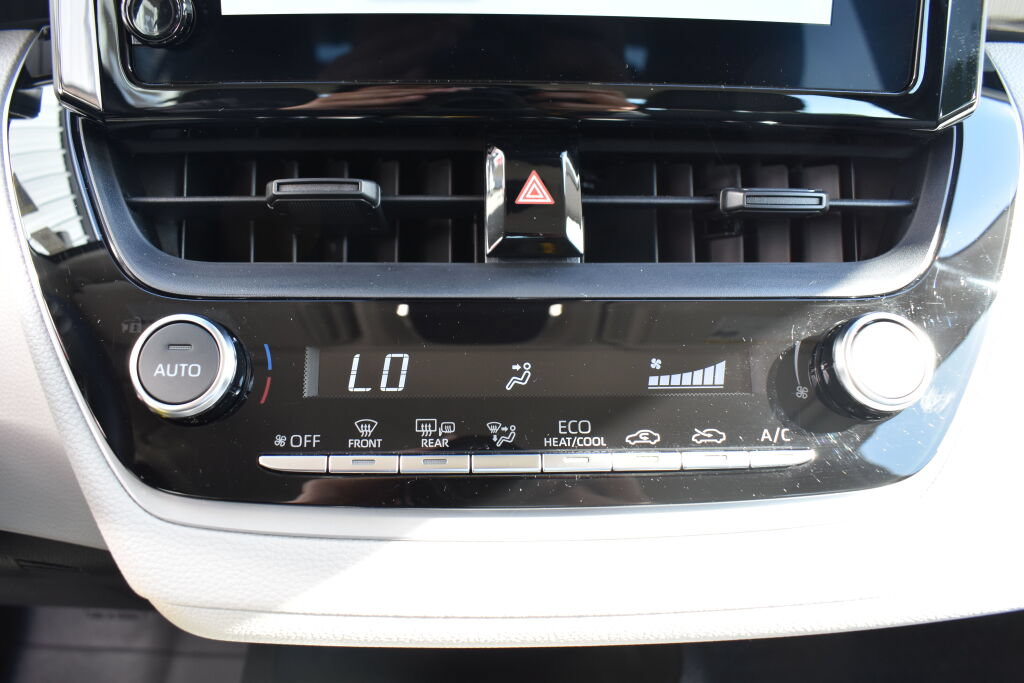 Certified 2026 Toyota Corolla LE FWD image 11