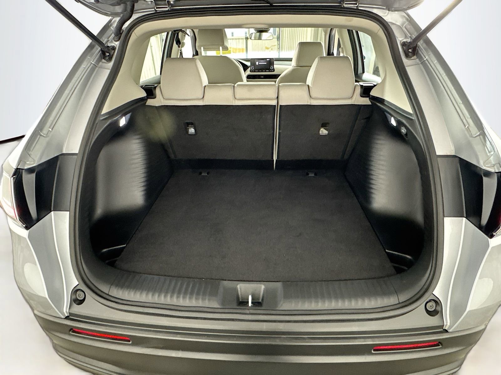 Used 2023 Honda HR-V LX image 21