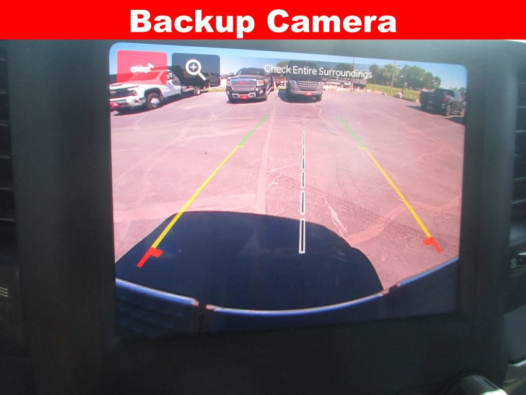 Used 2024 RAM 3500 Tradesman w/ Chrome Appearance Group AWD/4WD image 16