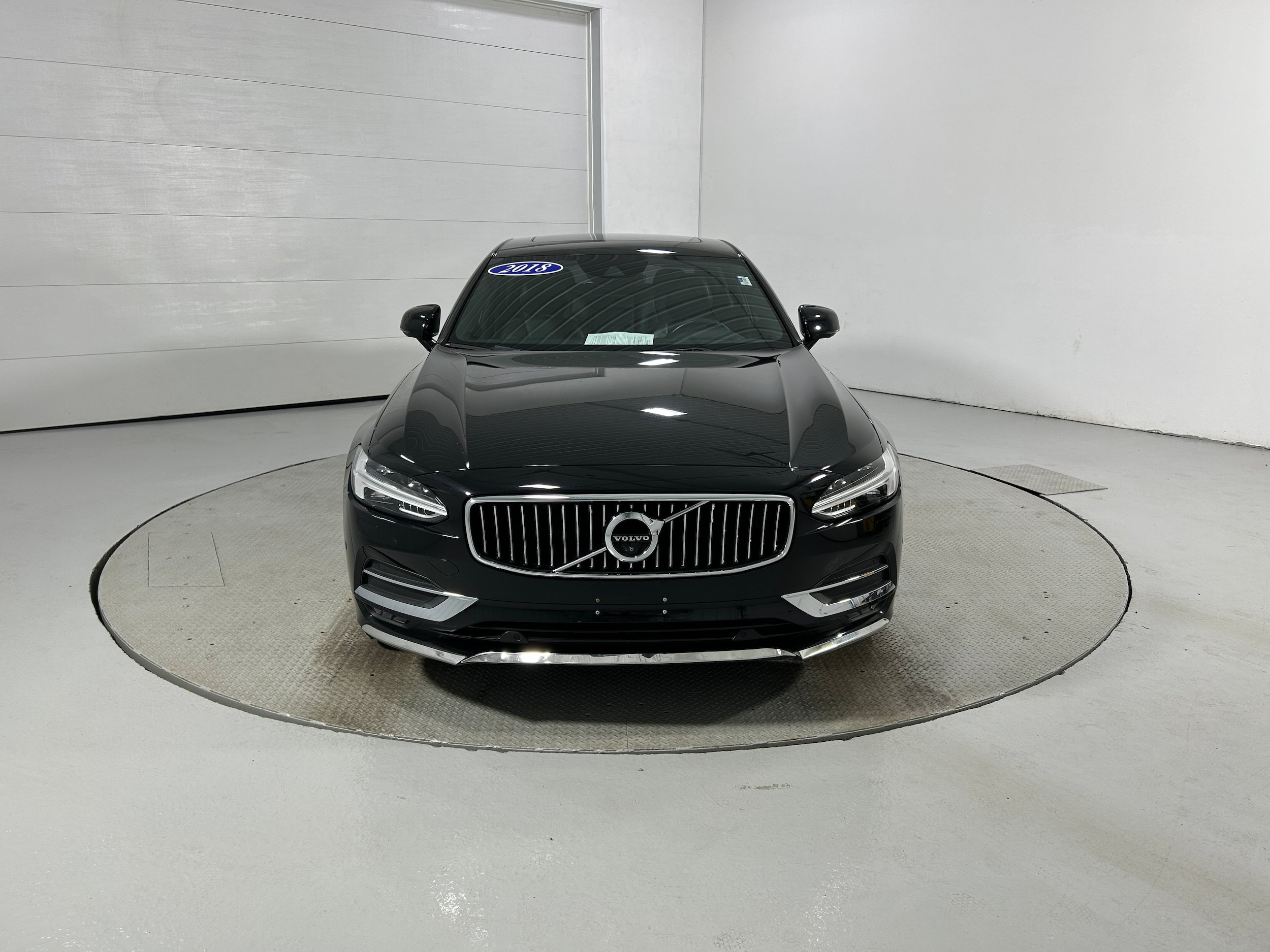 Used 2018 Volvo S90 T6 Inscription w/ Convenience Package AWD/4WD image 16