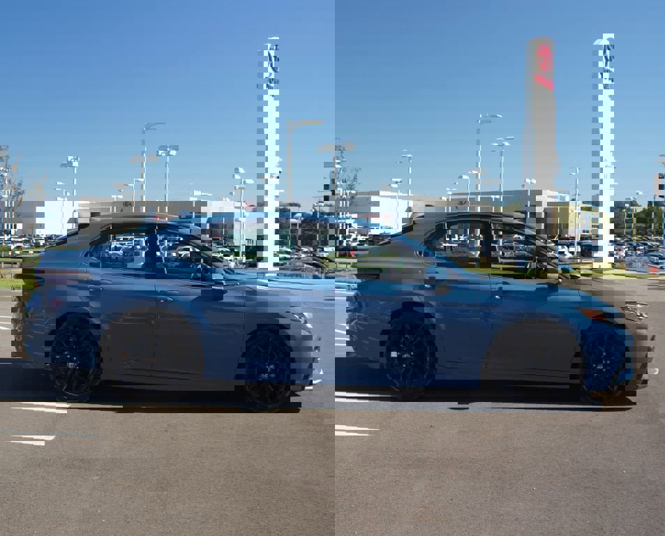 Used 2024 Toyota Camry XSE image 19