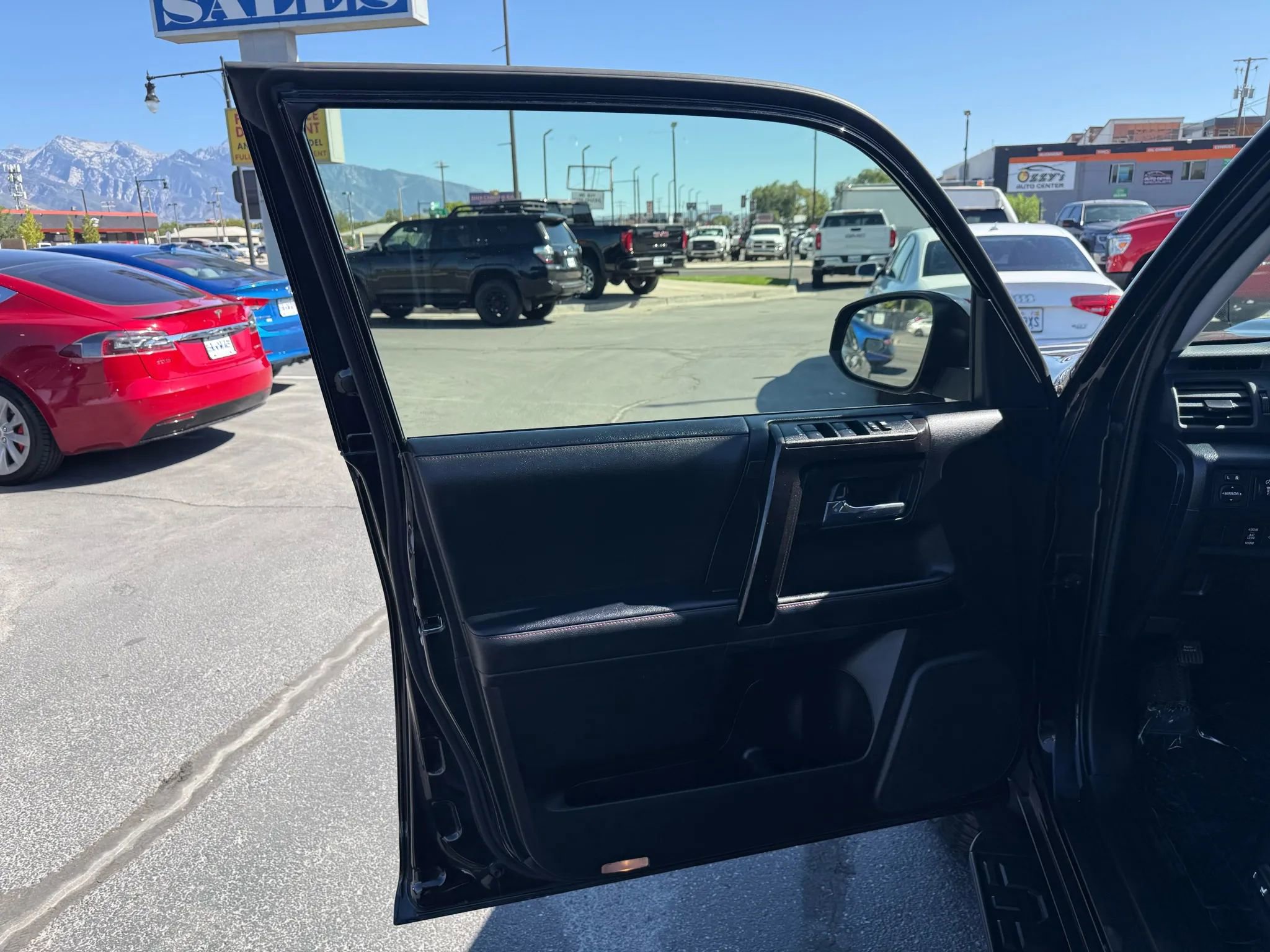 Used 2024 Toyota 4Runner TRD Off-Road image 24