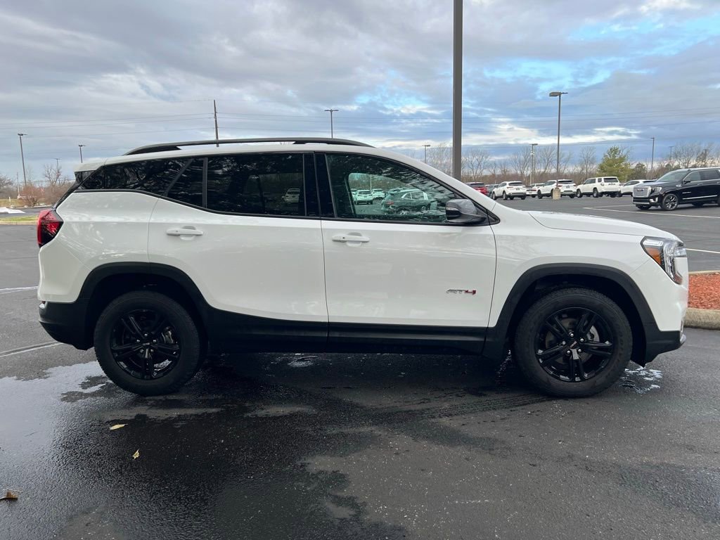 Used 2022 GMC Terrain AT4 w/ Infotainment Package II image 5