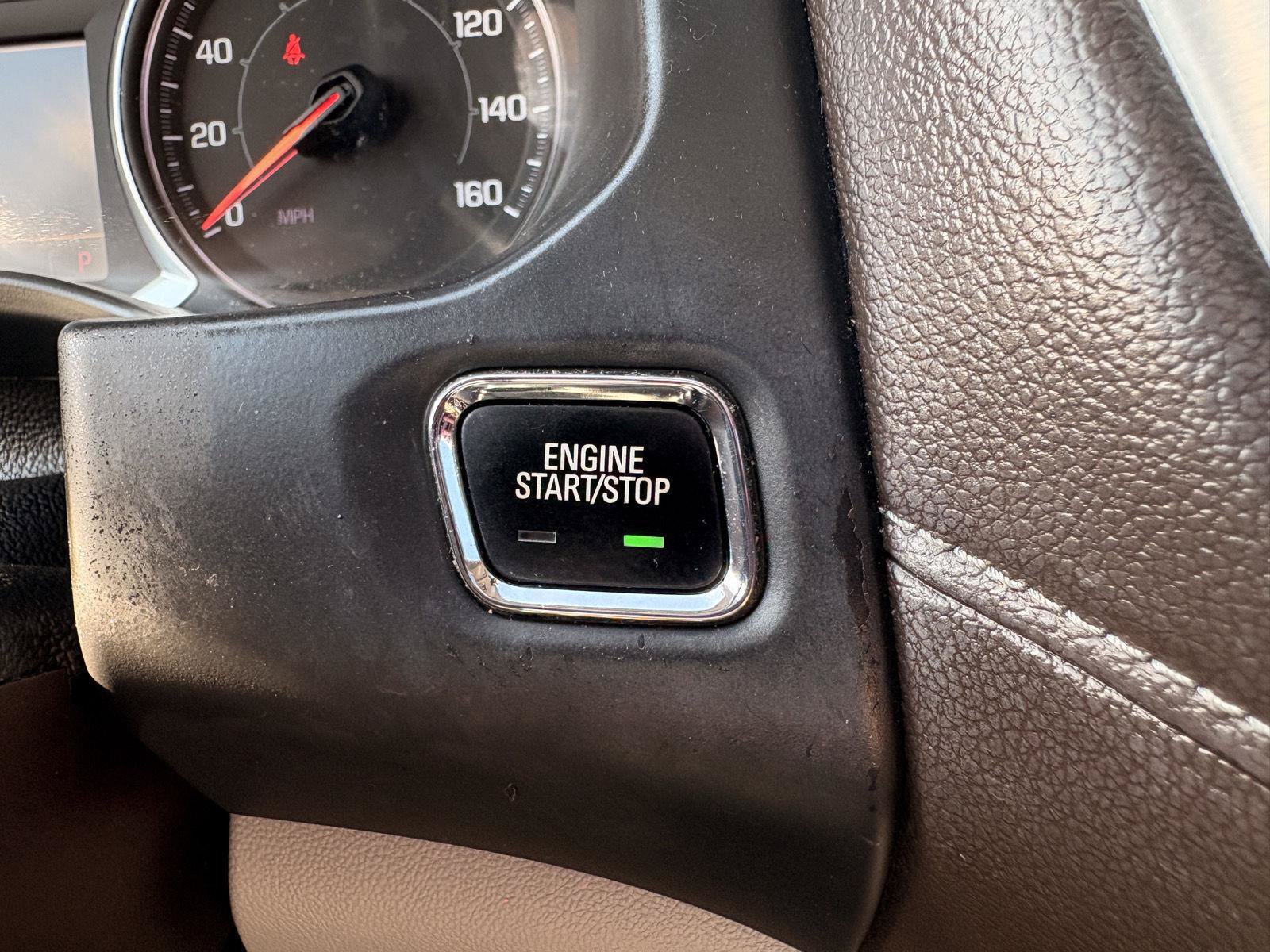 Used 2021 GMC Acadia SLT w/ Premium Package FWD image 39