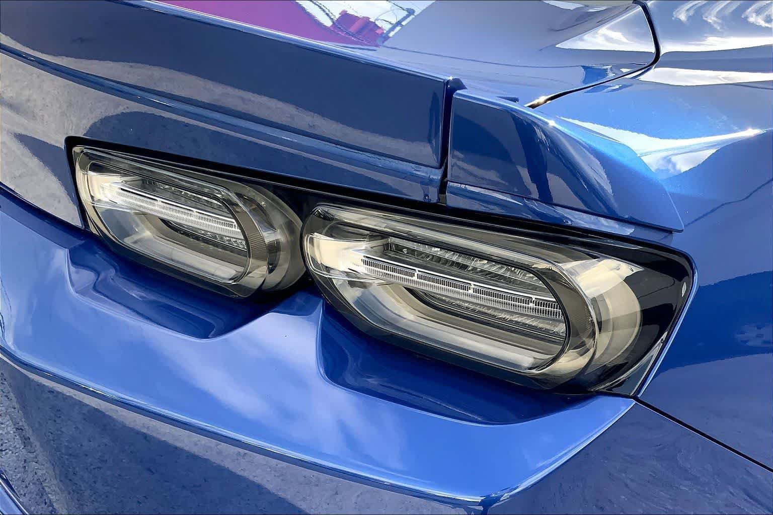 Used 2019 Chevrolet Camaro LT RWD image 31