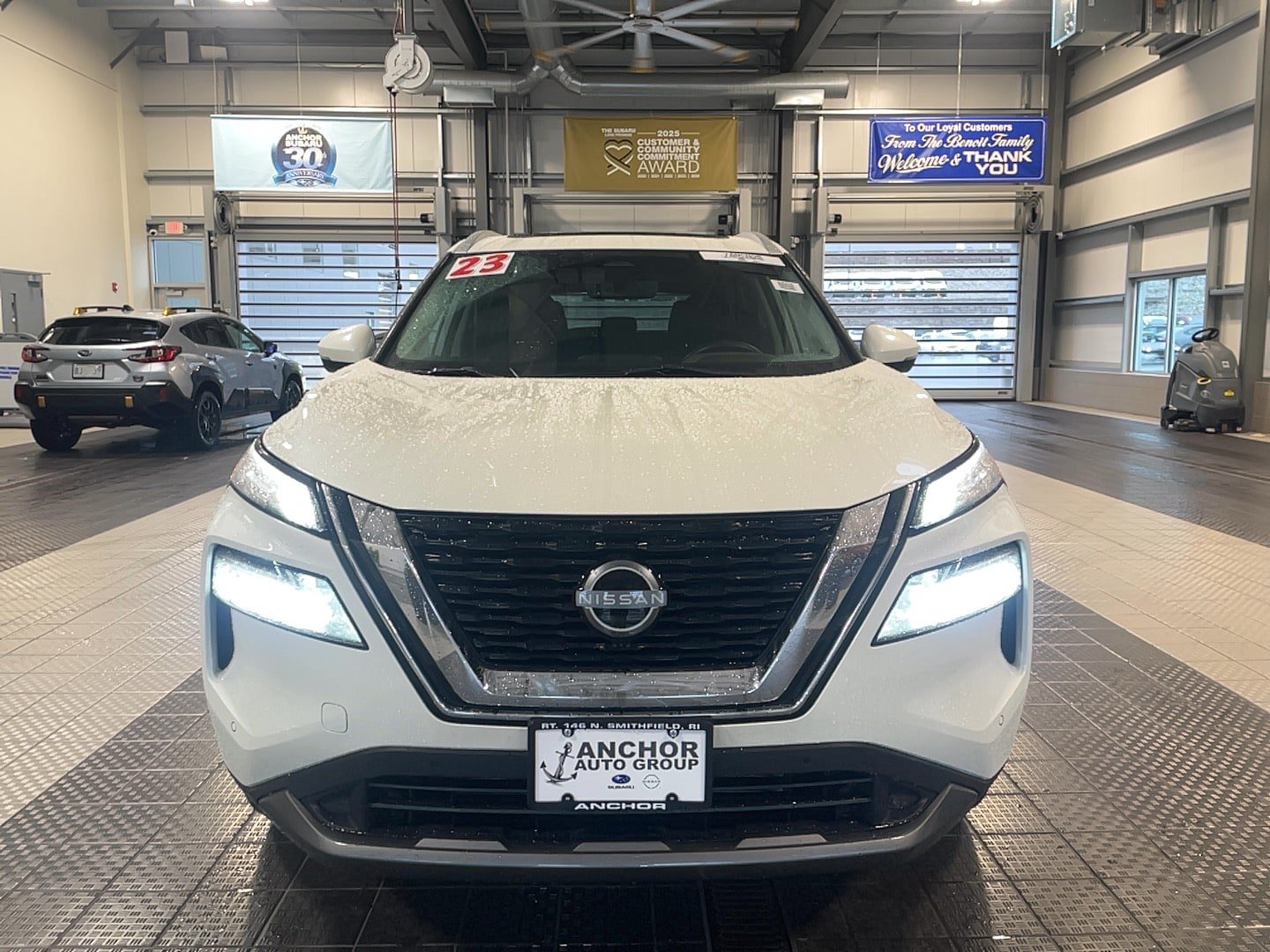 Used 2023 Nissan Rogue SL w/ SL Premium Package AWD/4WD image 3