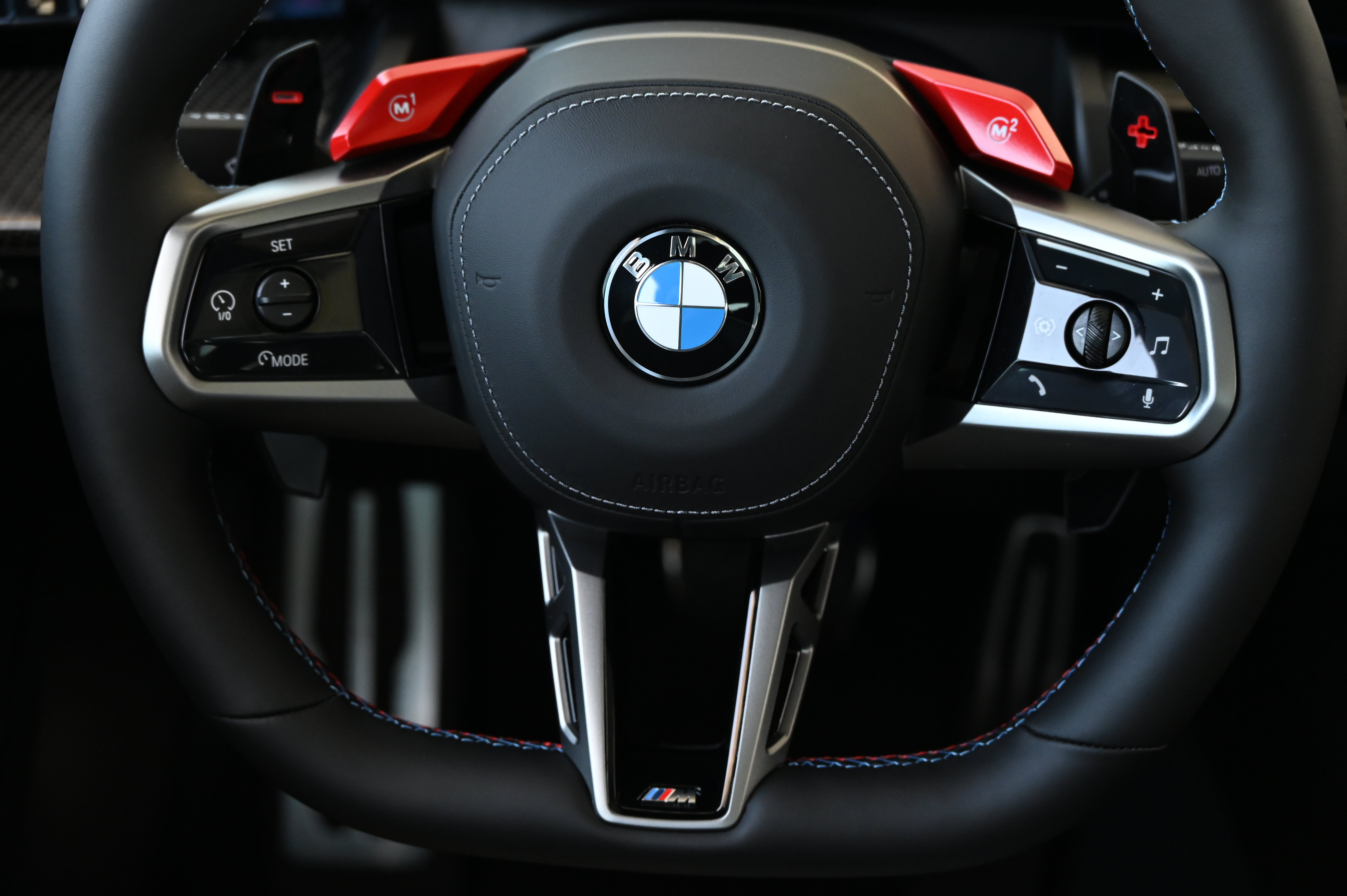 New 2027 BMW M5 w/ Executive Package AWD/4WD image 37