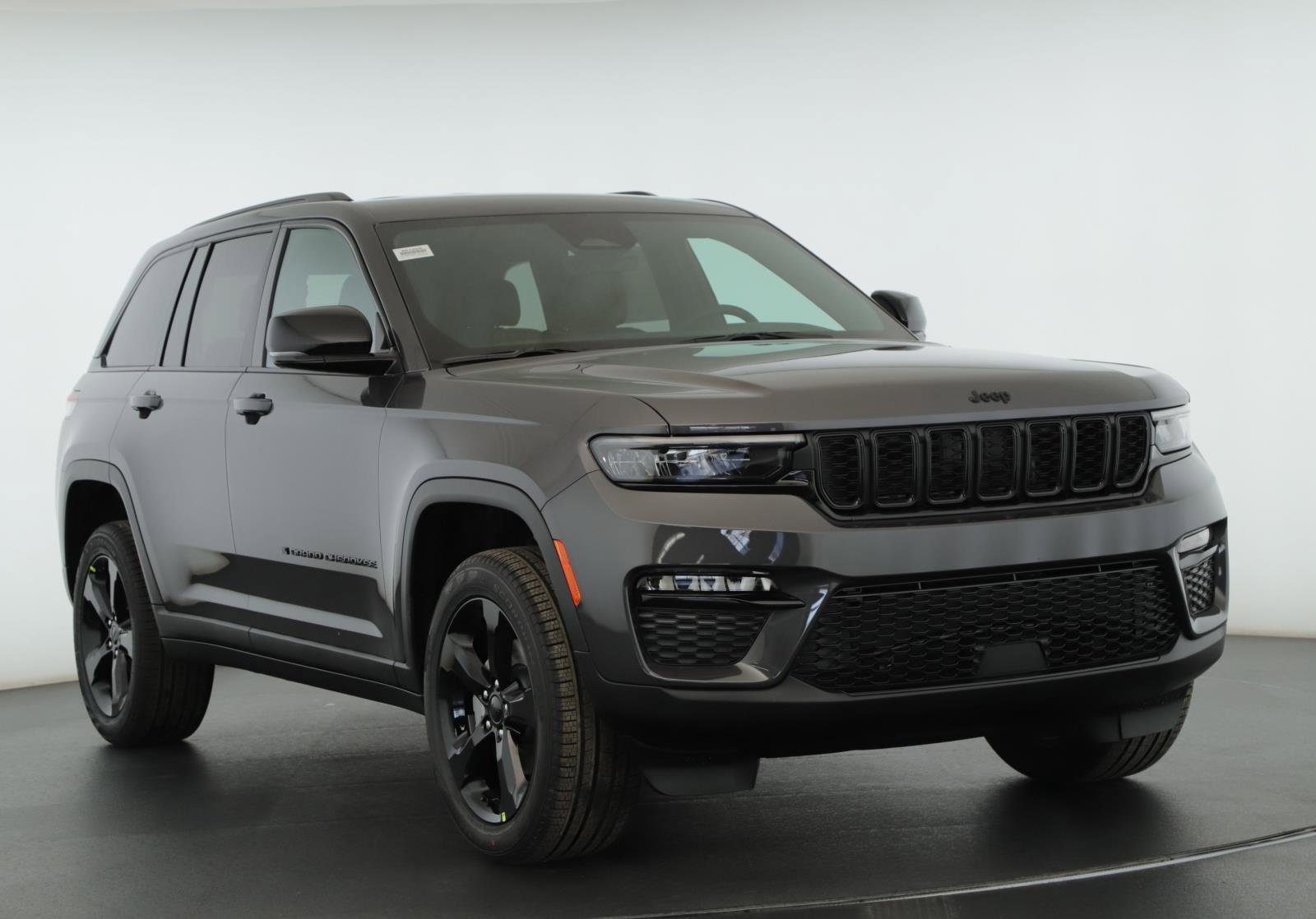 New 2025 Jeep Grand Cherokee Limited w/ Black Appearance Package