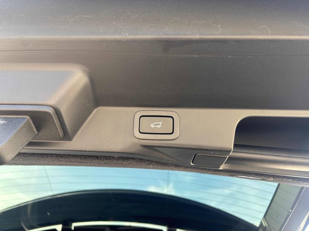 Used 2019 Land Rover Range Rover Sport HST image 23