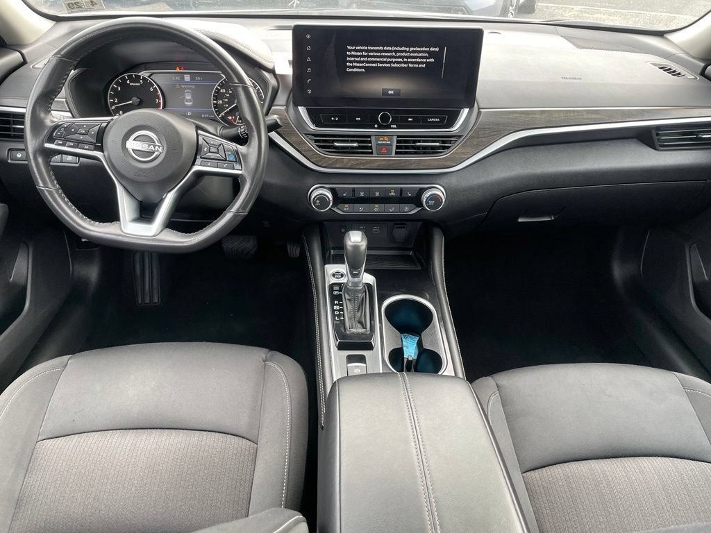 Certified 2024 Nissan Altima 2.5 SV w/ SV Premium Package AWD/4WD image 12