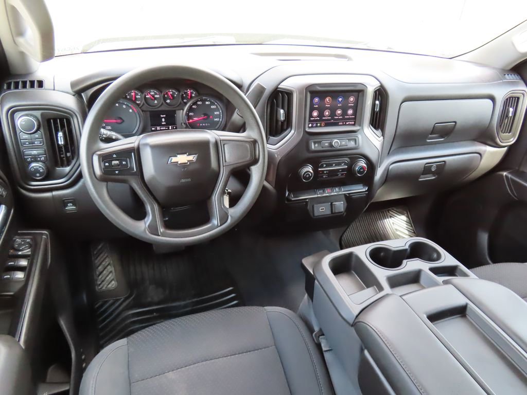 Certified 2020 Chevrolet Silverado 1500 Custom w/ Custom Value Package AWD/4WD image 5
