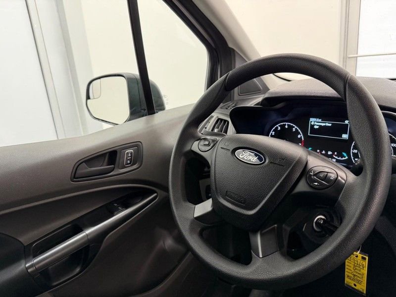 Used 2023 Ford Transit Connect XL image 13