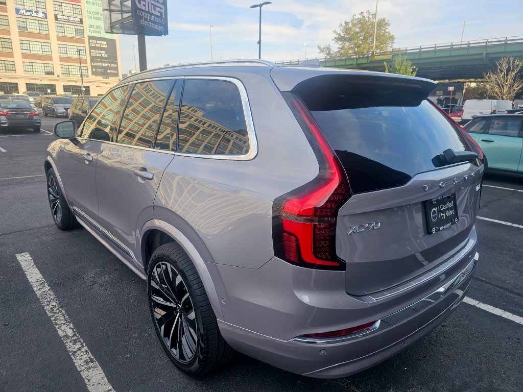 Certified 2026 Volvo XC90 B6 Plus w/ Protection Package Premier AWD/4WD image 2