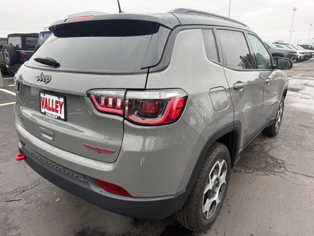 Used 2022 Jeep Compass Trailhawk w/ Trailhawk Convenience Group image 3