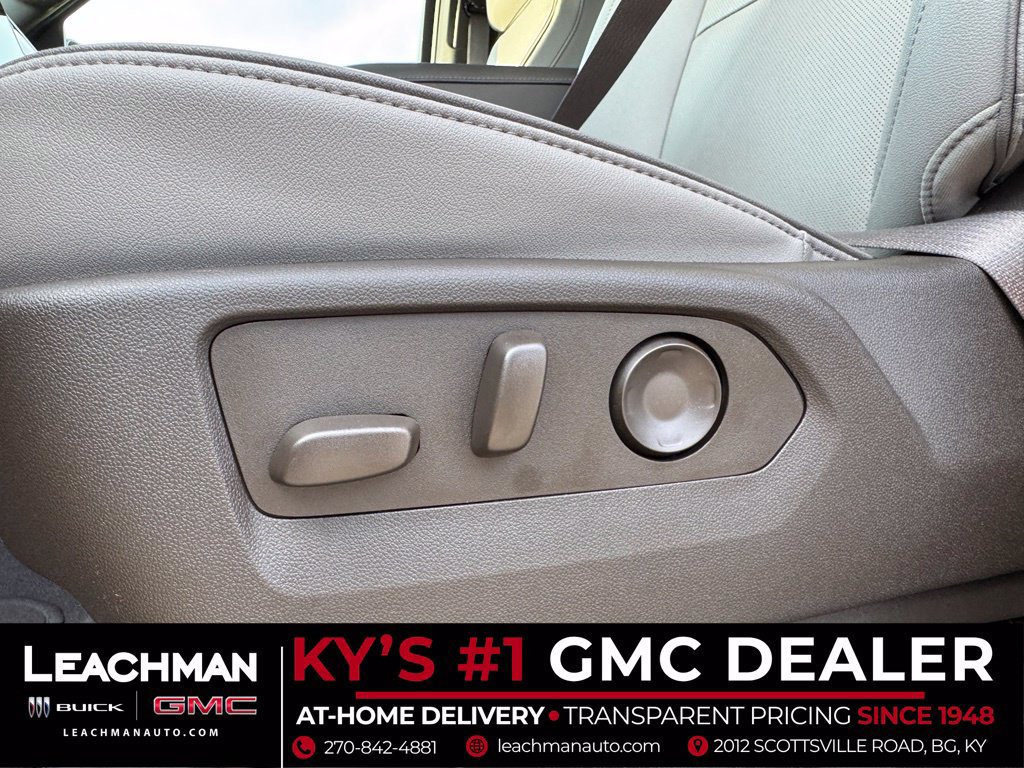 New 2026 GMC Yukon Elevation w/ Elevation Premium Package AWD/4WD image 17