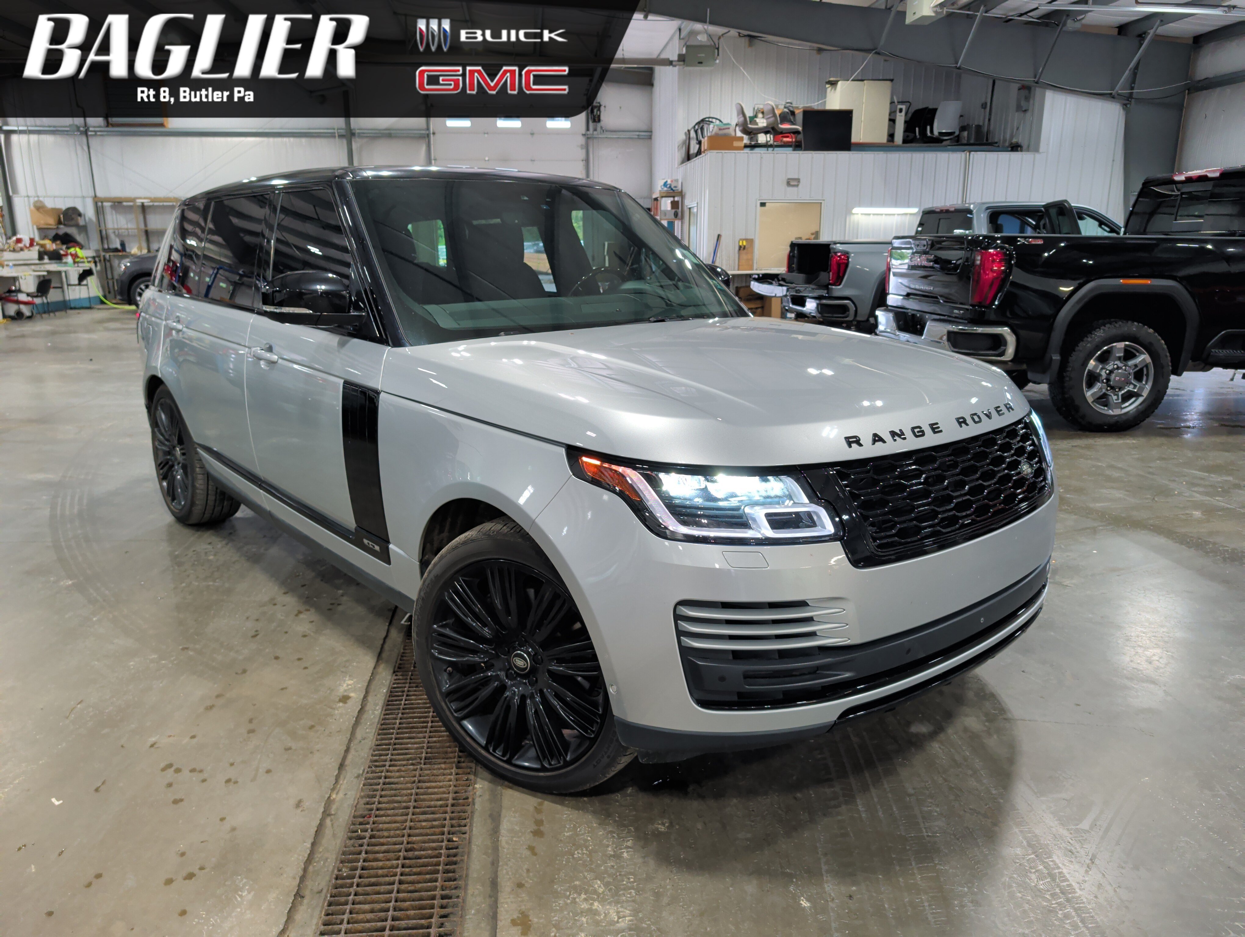 Used 2019 Land Rover Range Rover Long Wheelbase Supercharged AWD/4WD image 1