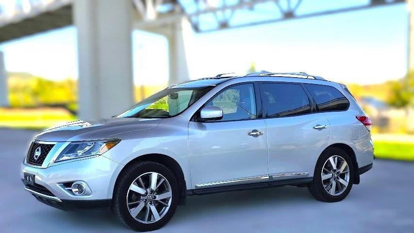 Used 2014 Nissan Pathfinder Platinum w/ Platinum Premium Package