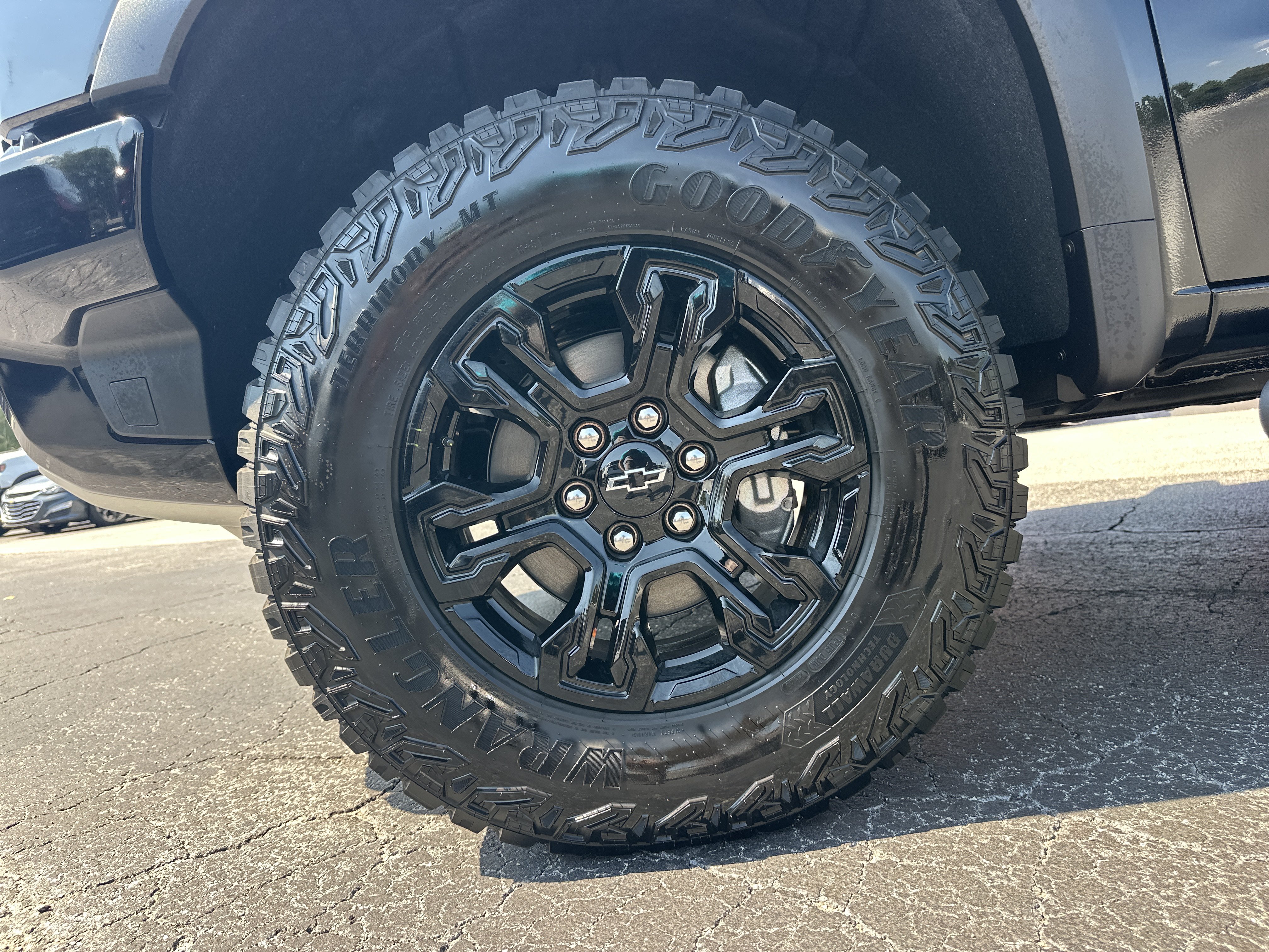 New 2026 Chevrolet Silverado 1500 ZR2 AWD/4WD image 13