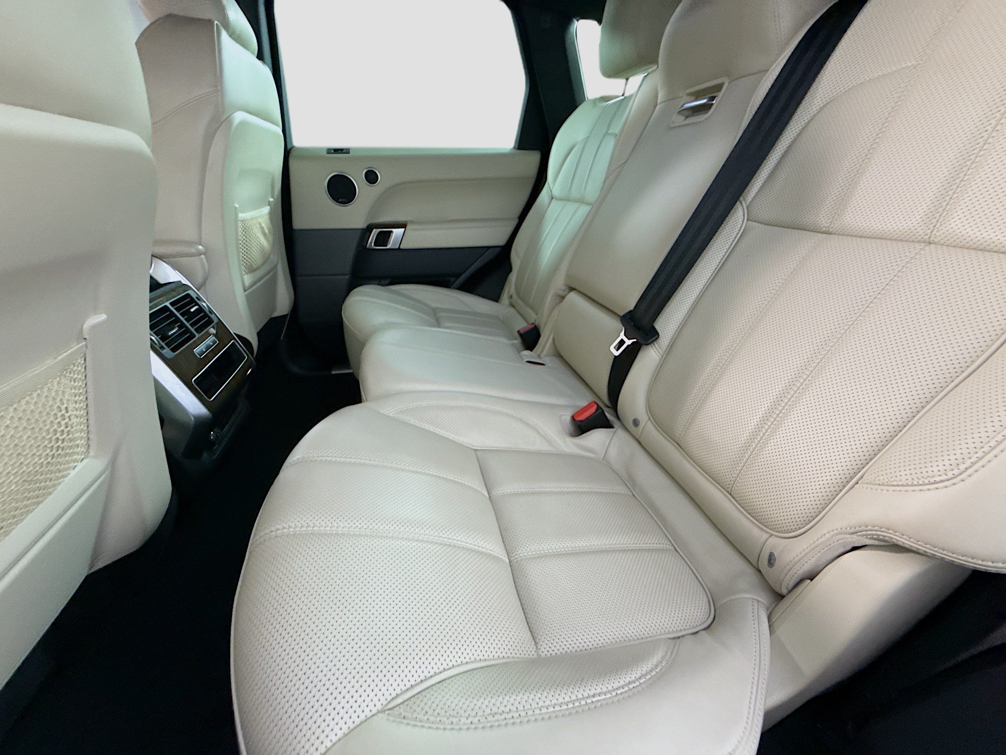 Used 2016 Land Rover Range Rover Sport Supercharged AWD/4WD image 23