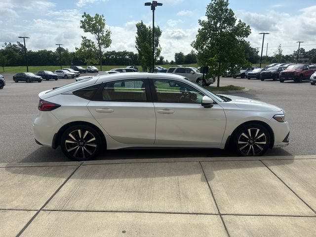 Used 2024 Honda Civic EX-L image 5