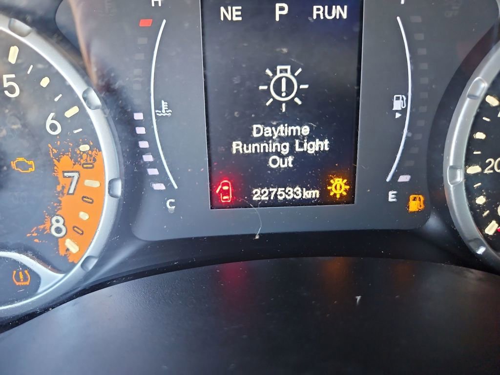 Used 2018 Jeep Renegade Latitude image 22