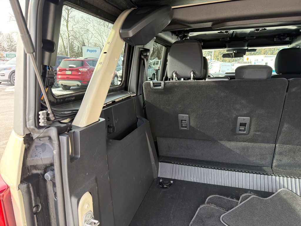 Used 2025 Ford Bronco Big Bend image 32