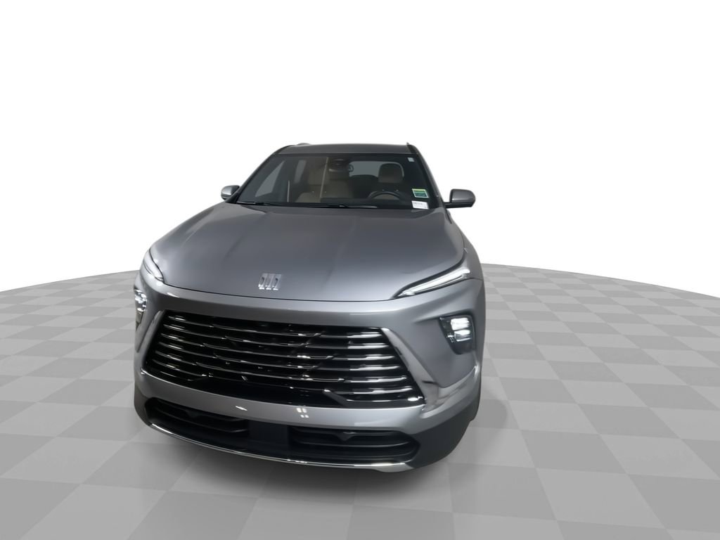 Used 2025 Buick Enclave Preferred image 3