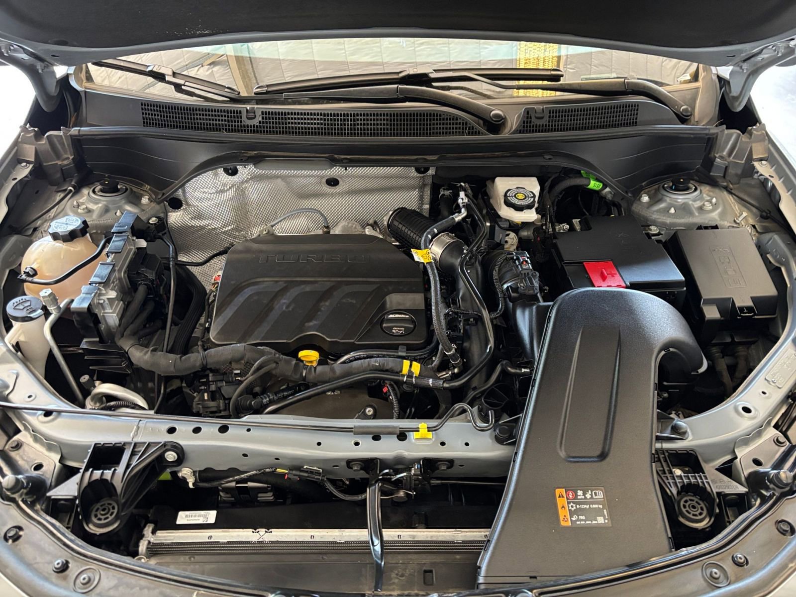 Used 2025 Buick Envista Preferred image 31