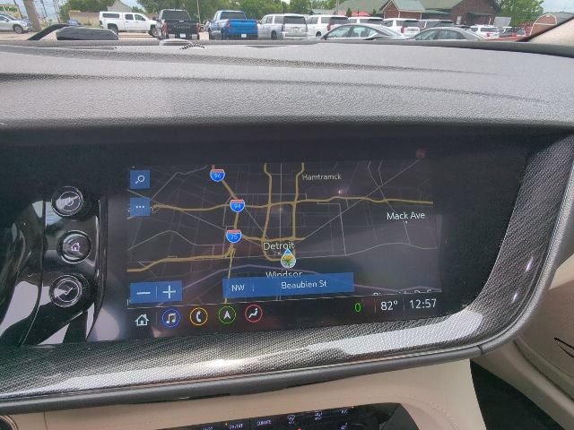 Used 2022 Buick Envision Essence w/ Technology Package I FWD image 23