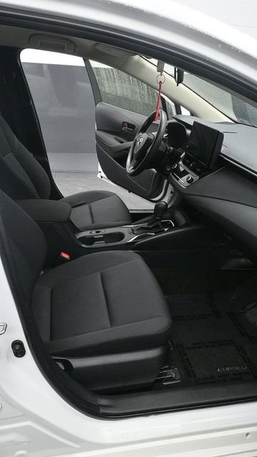 Used 2023 Toyota Corolla LE w/ Carpet Mat Package (TMS) FWD image 25