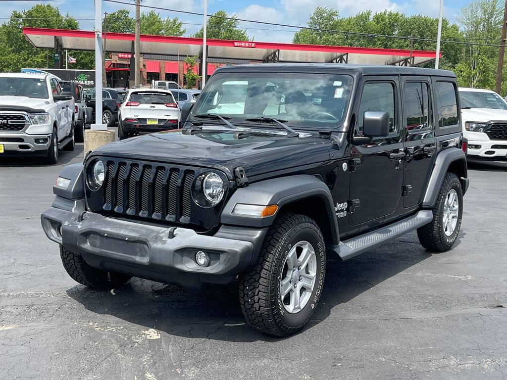 Used 2018 Jeep Wrangler Unlimited Sport S AWD/4WD image 2